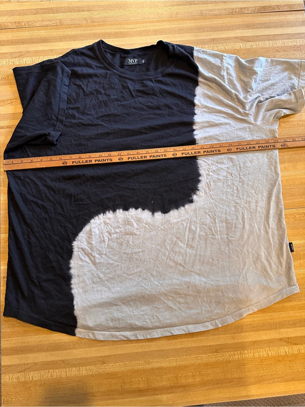 MVP Men’s Black & Light Gray Short Sleeve Colorblock Tee